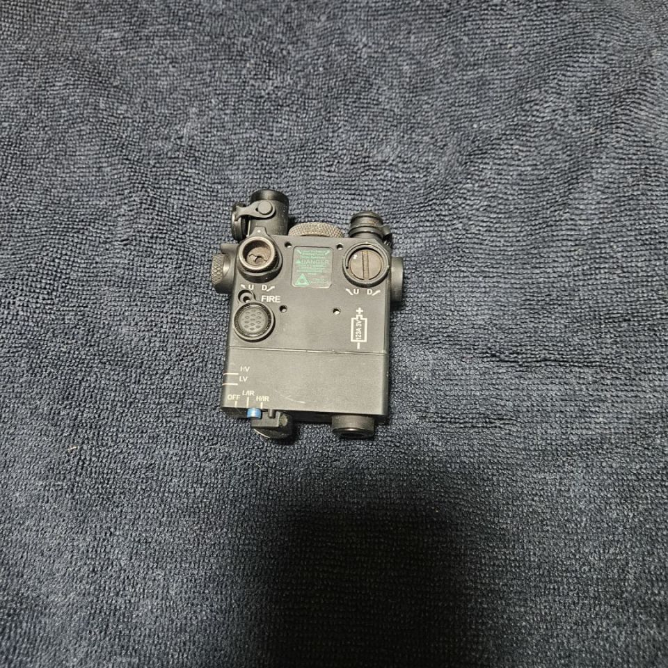 Post 3 - Black Dbal I2 