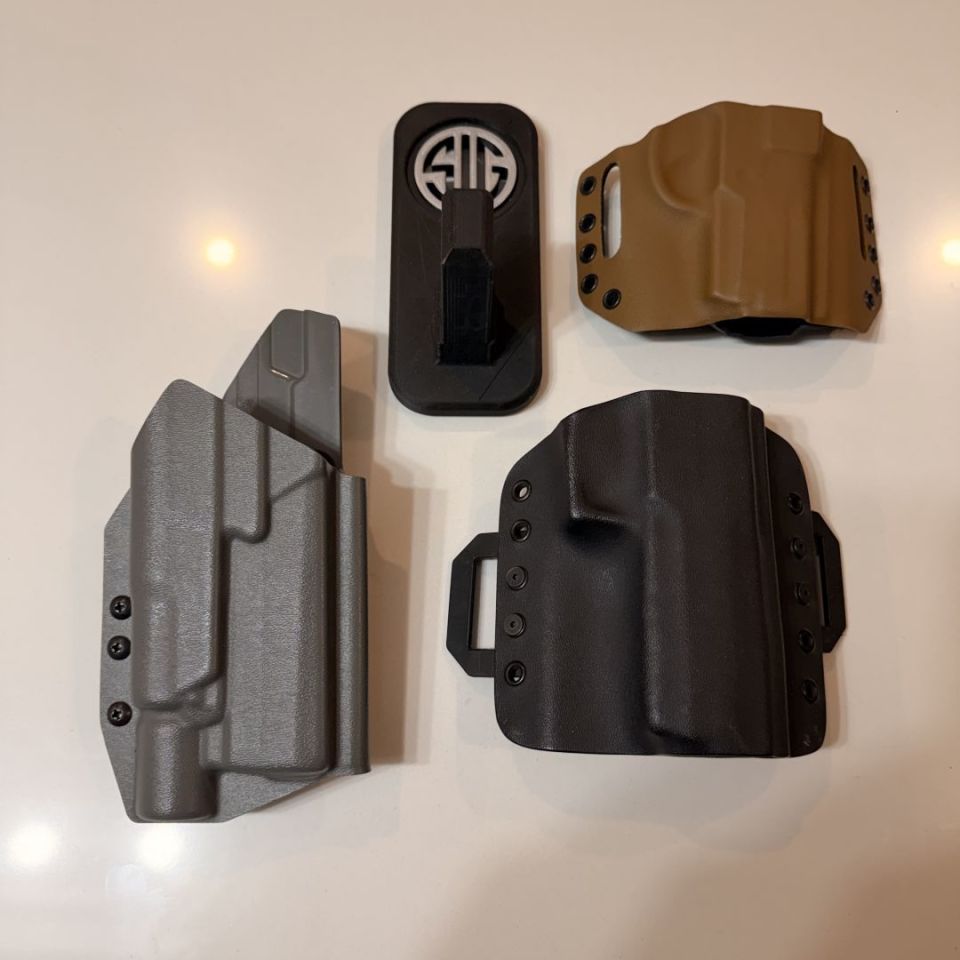 Post 2 - P320 Holsters and Accessories