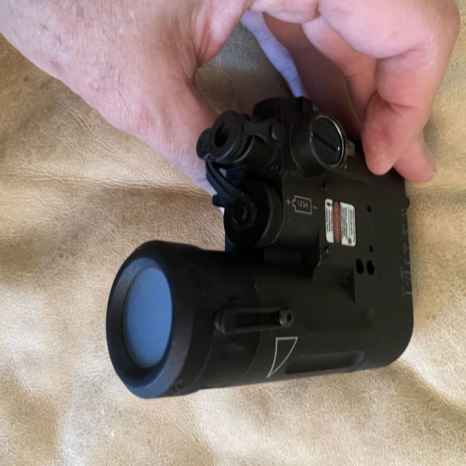 Post 5 - Laser Devices/ Steiner Dbal D2