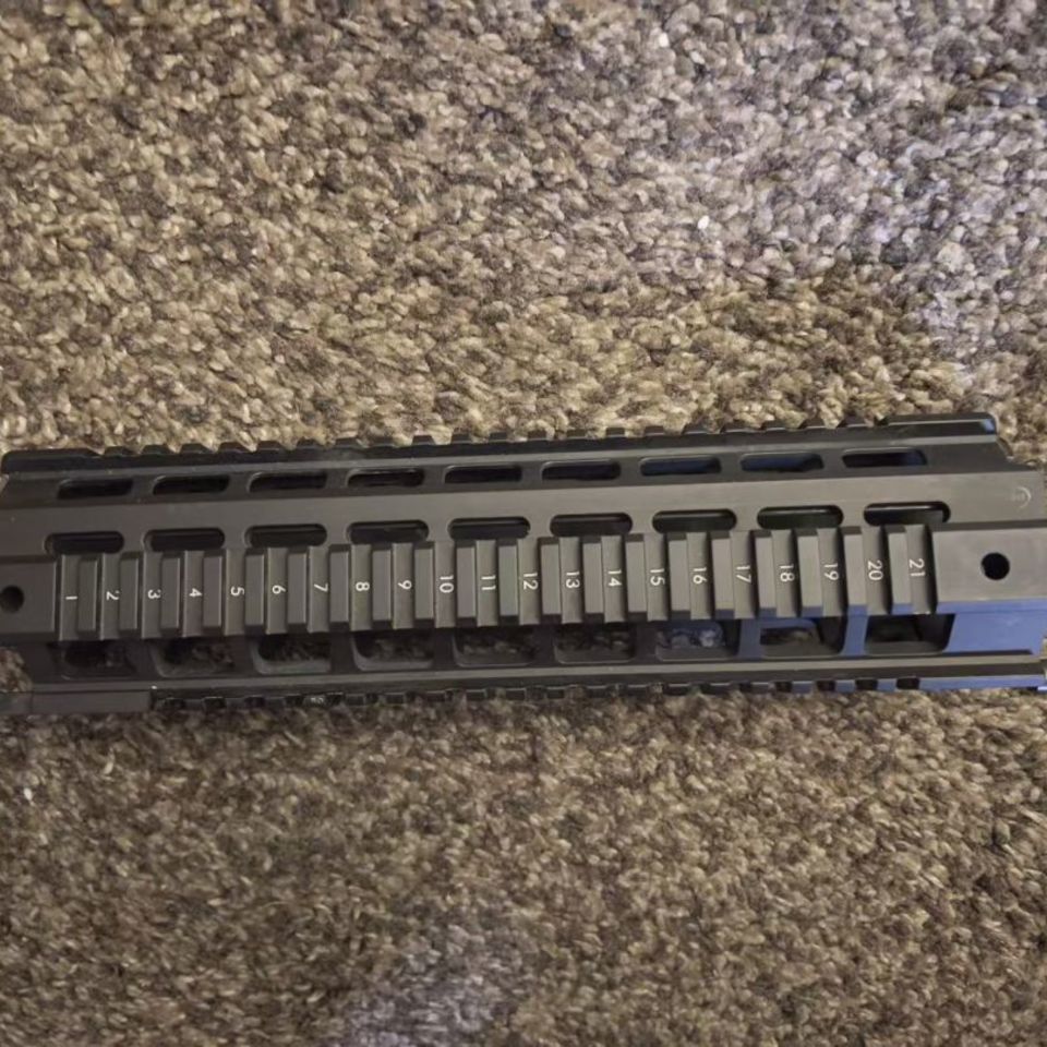 Post 4 - SIG 551 Quad Rail BT-21166