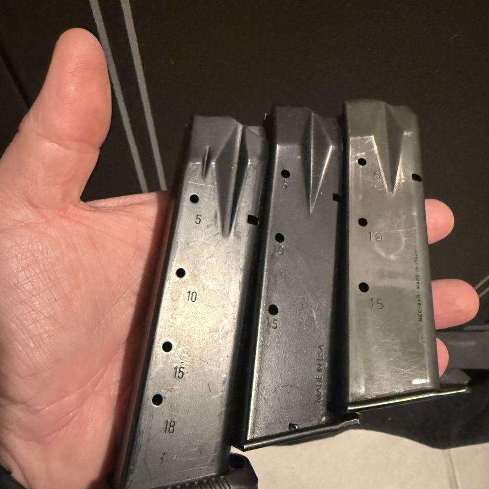 Post 1 - Sig sauer p226 magazines