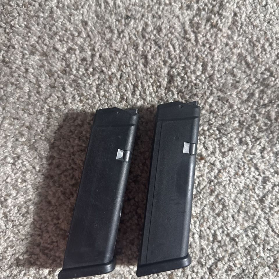 Post 5 - 10 round Glock 19 mags