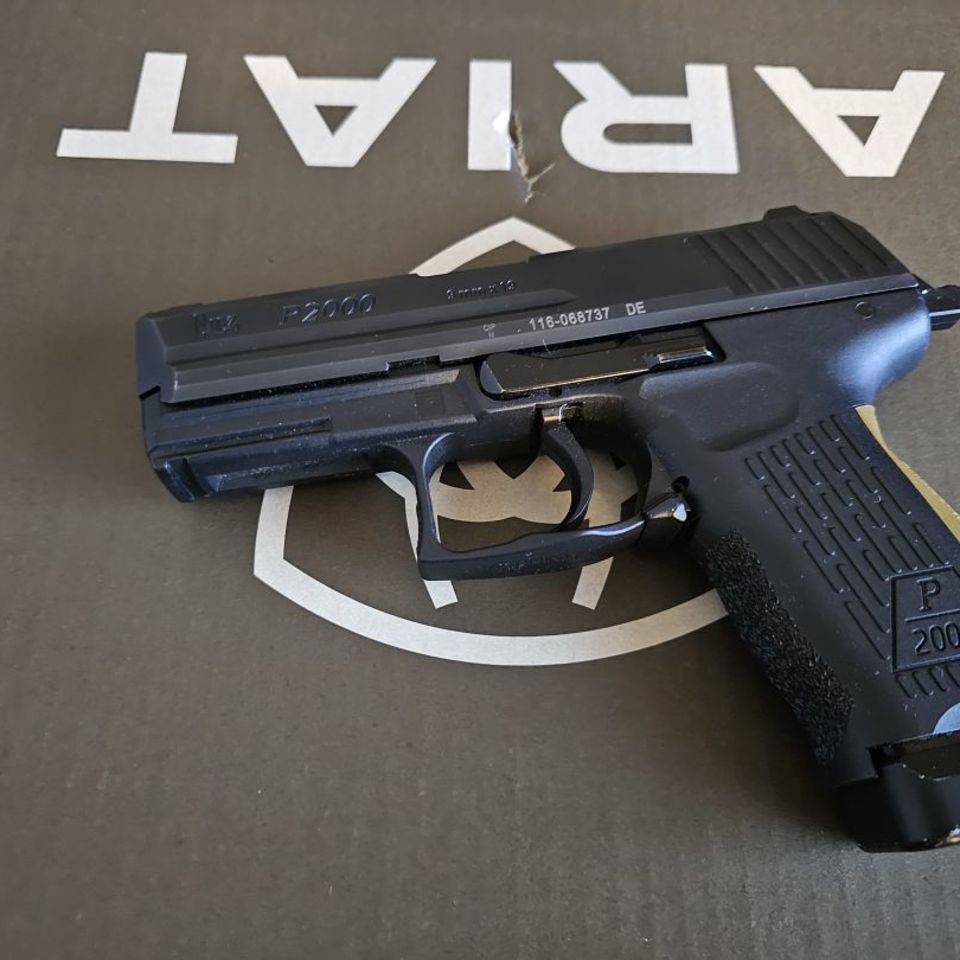 Post 1 - HK P2000