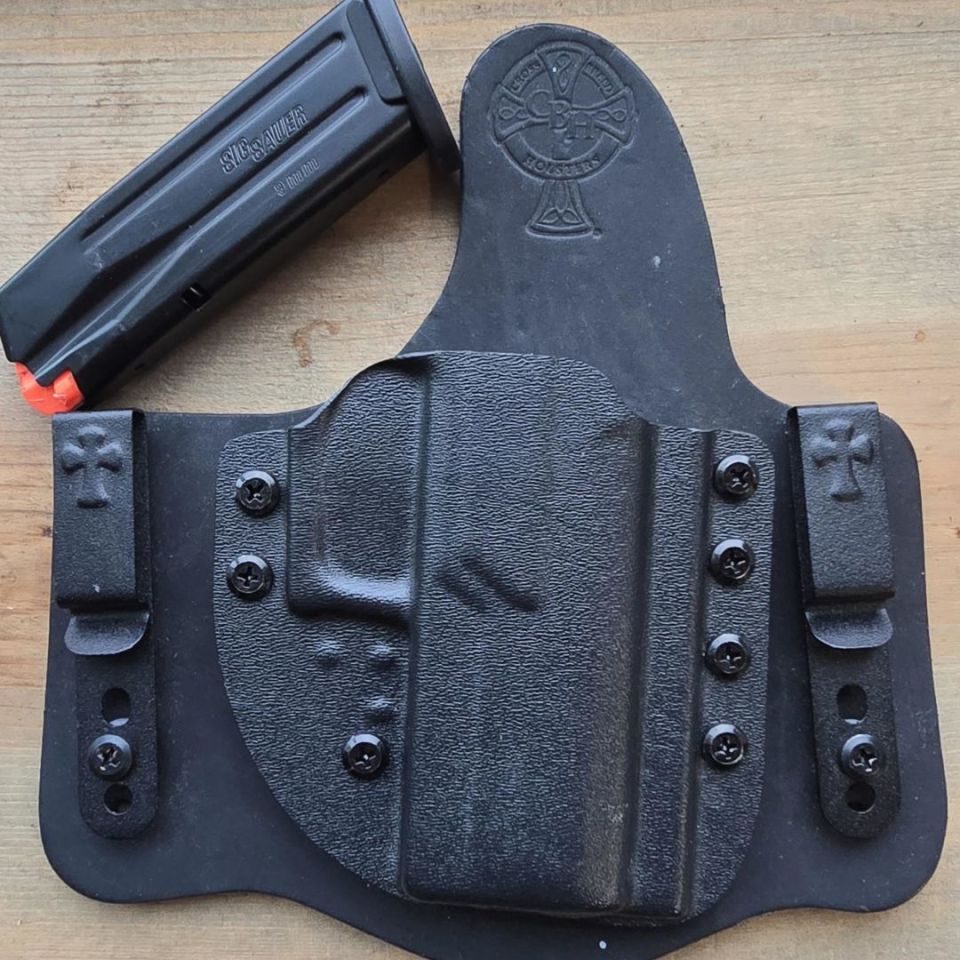 Post 1 - Sig 320 holster and mag combo 