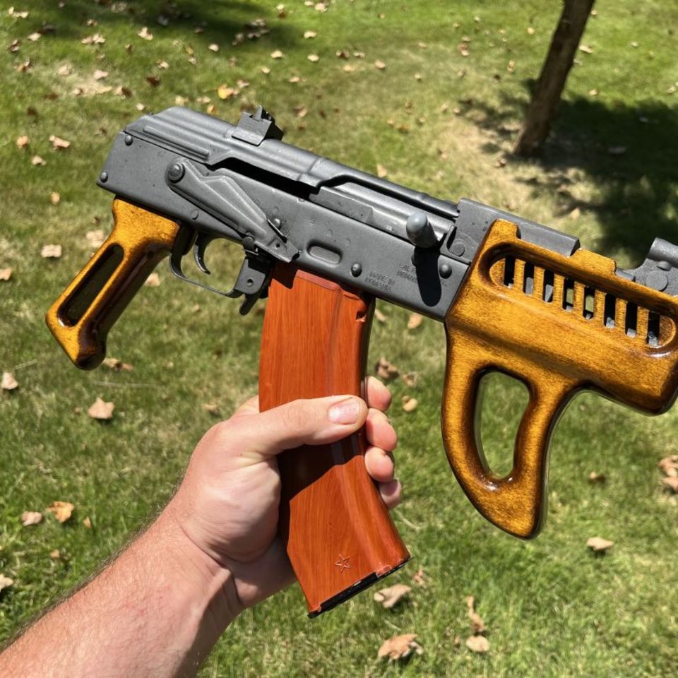 Post 1 - Micro Draco Wood Furniture