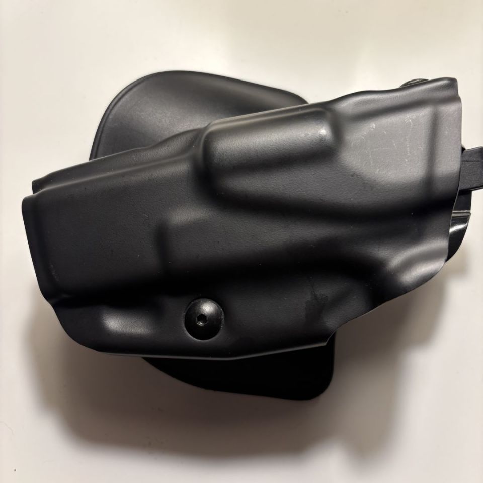 Post 1 - Glock 19 Safariland ALS 