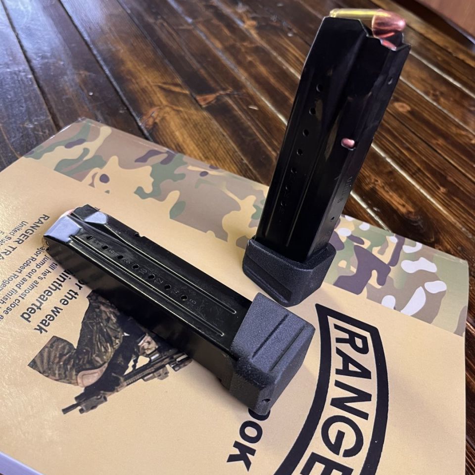 Post 3 - S&W M&P2.0 Extended Basepads+4