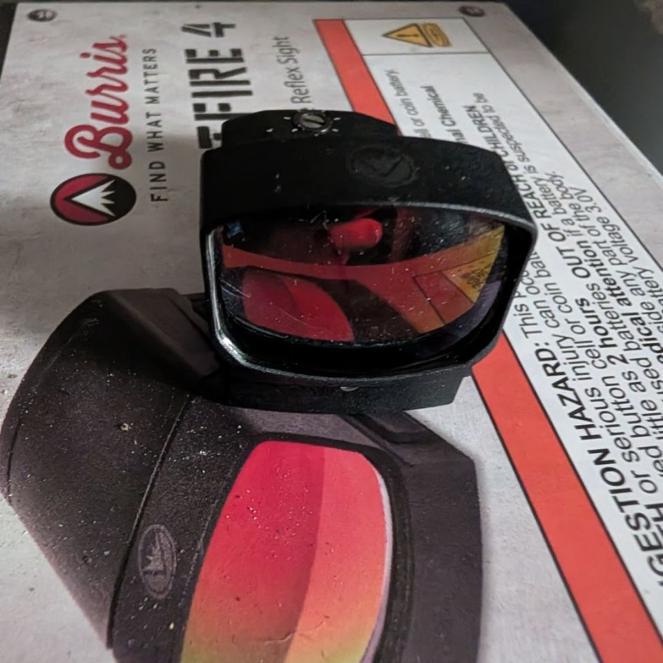 Post 2 - Burris fast fire V4 with box. 