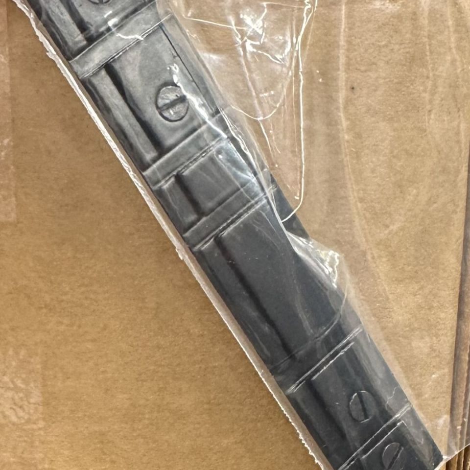 Post 2 - 10/22 Weaver Rail - Black