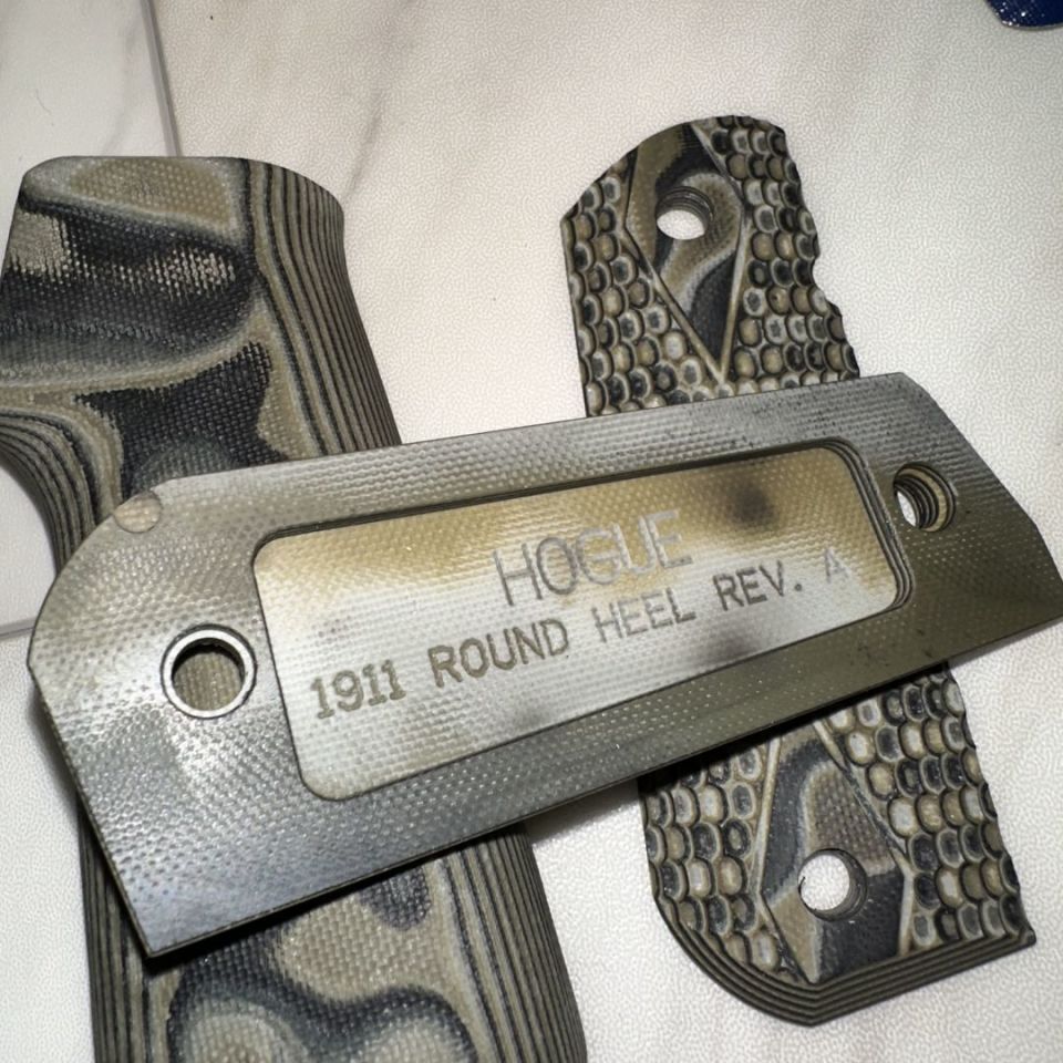Post 4 - Hogue Grips 1911 AR15