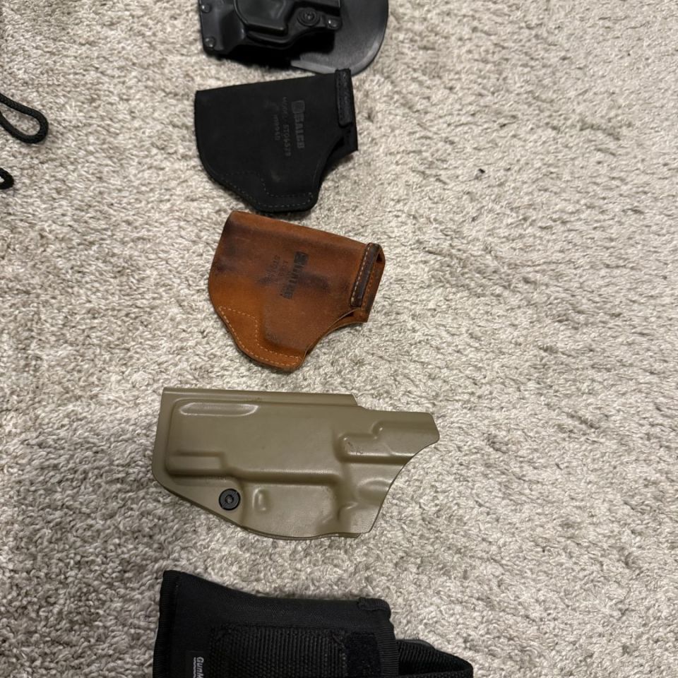 Post 5 - Holsters (S&W Shield, S&W .40)