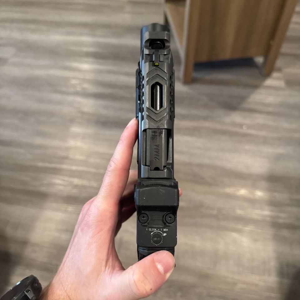 Post 3 - Metal frame comp carry 