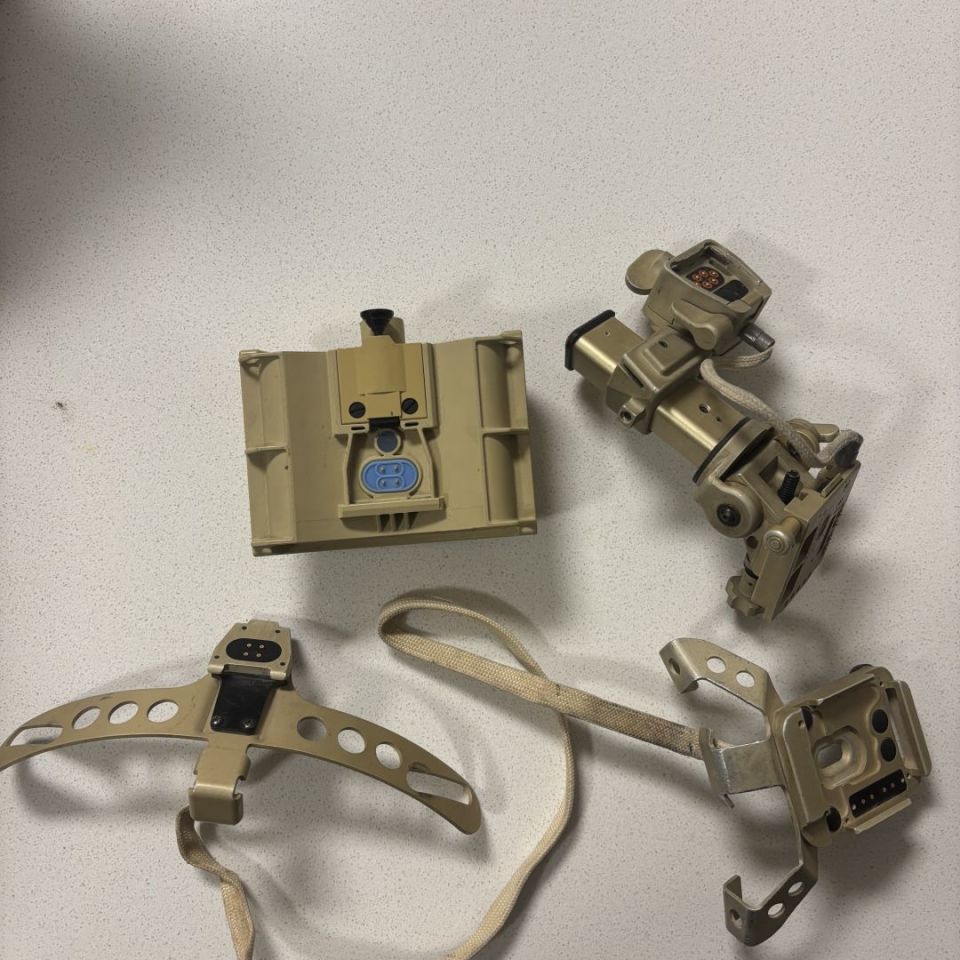 Post 1 - AN/PSQ20 Mount and accessories