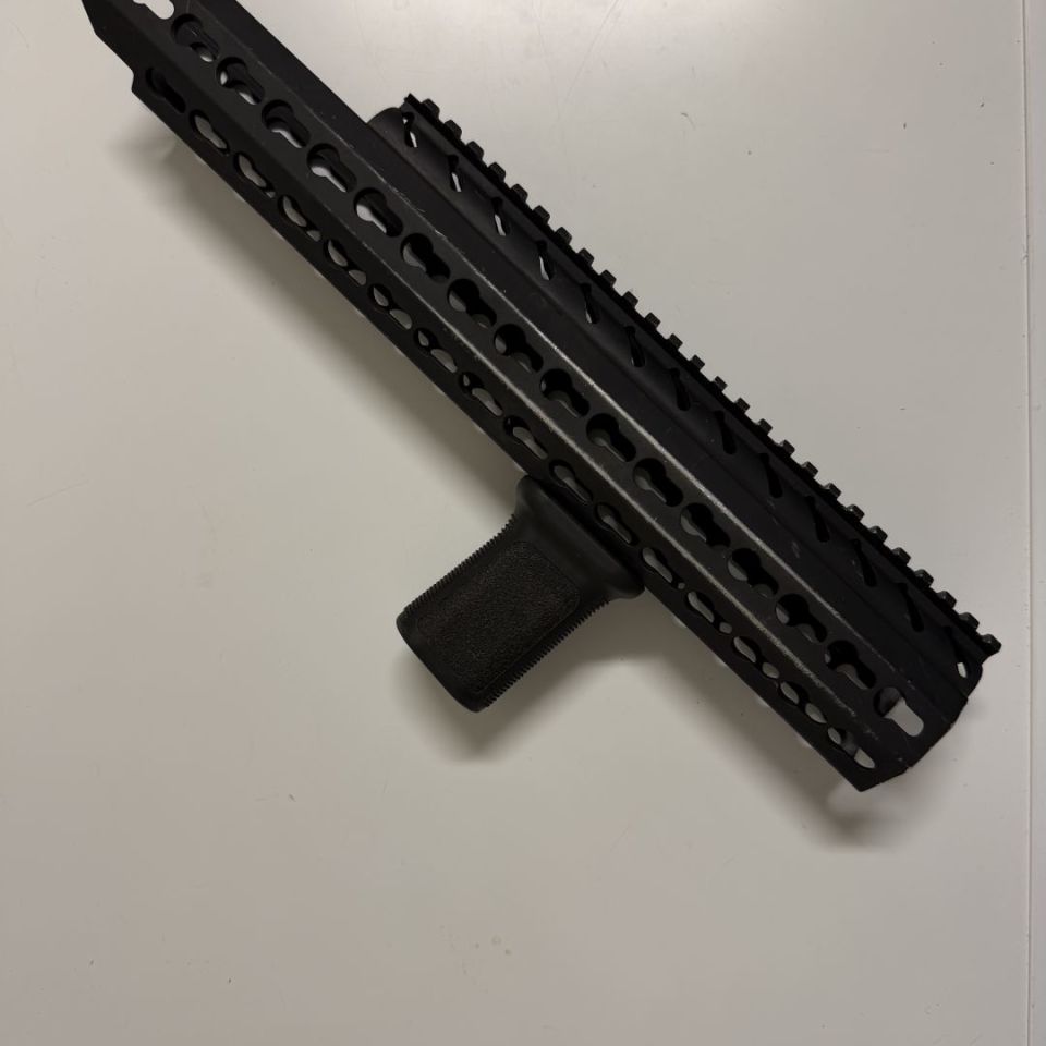 Post 2 - Sig MPX Handguard 