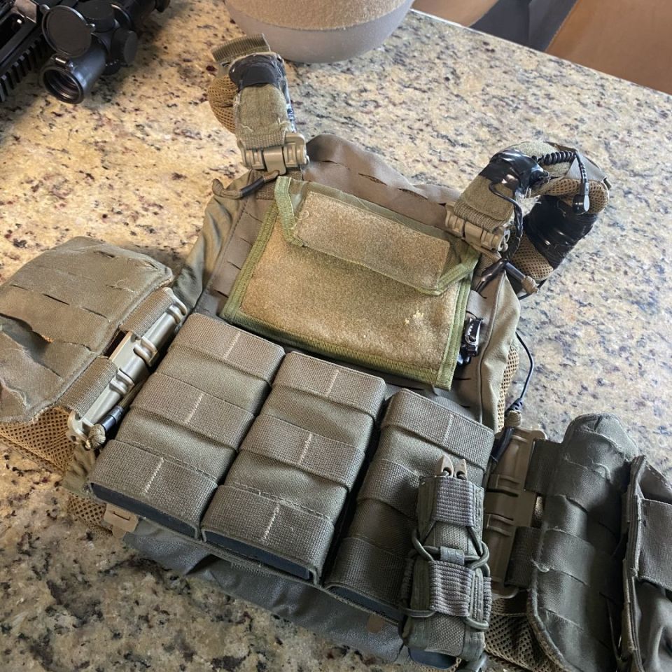 Post 2 - First Spear Strandhogg Green L