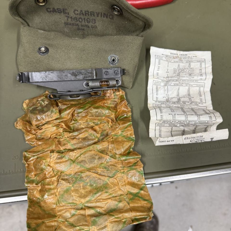 Post 4 - New with  pouch m15 sight 