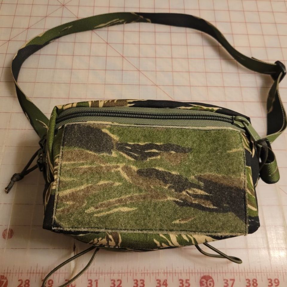 Post 2 - VTS TWERK fanny pack