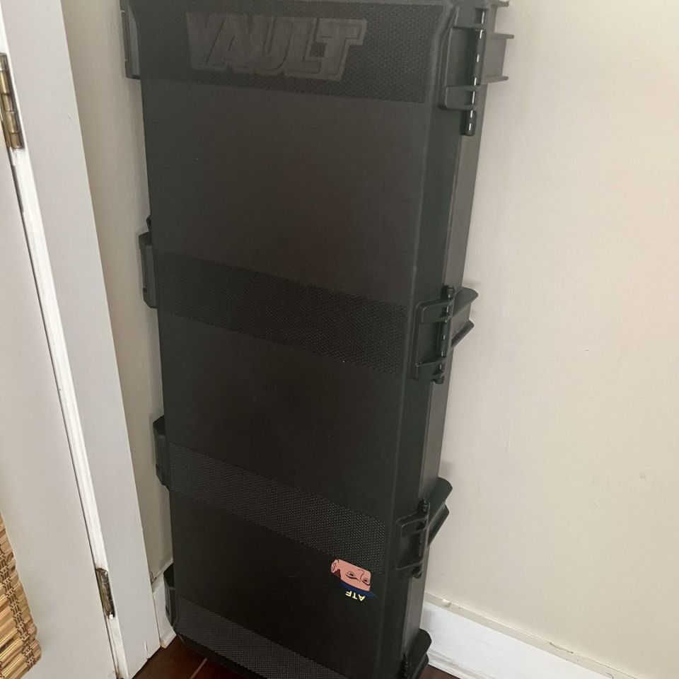 Post 2 - Pelican Vault V800 Brand New