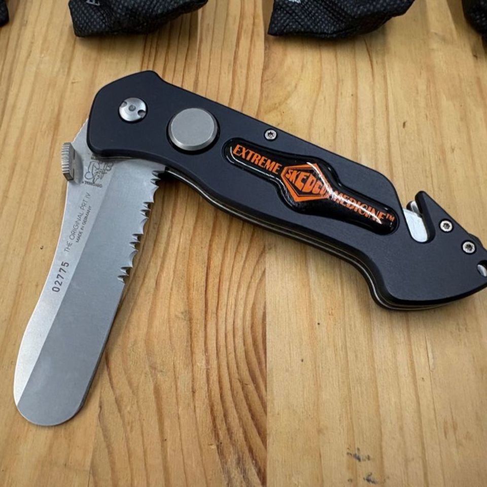 Post 4 - Skedco Warfighter Medic Knife 