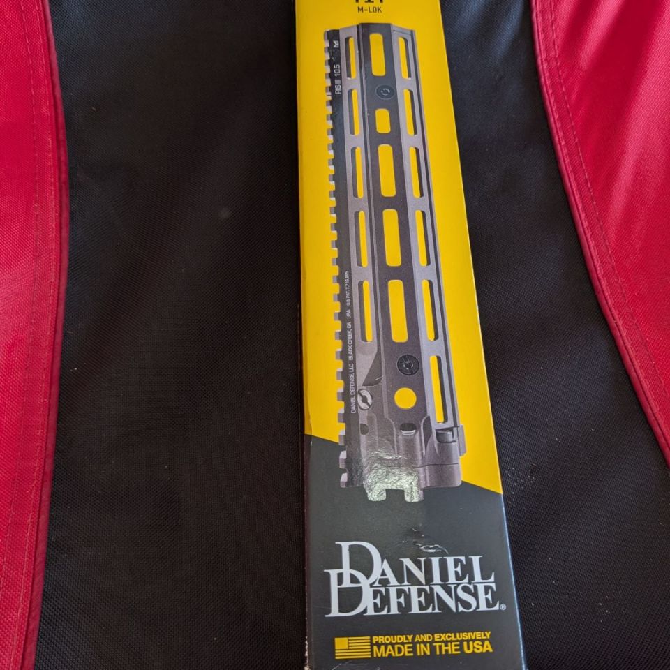Post 3 - Daniel Defense RIII rail