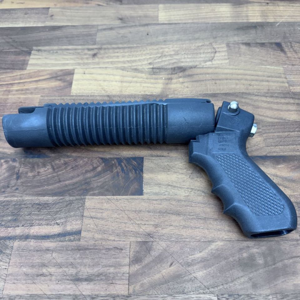 Post 5 - OEM Mossberg 590 Furniture 