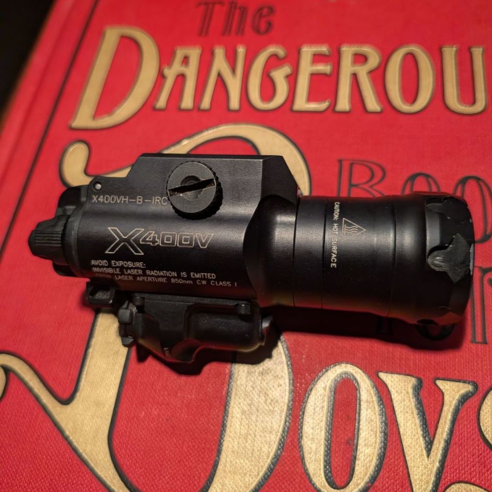 Post 1 - Surefire X400VH