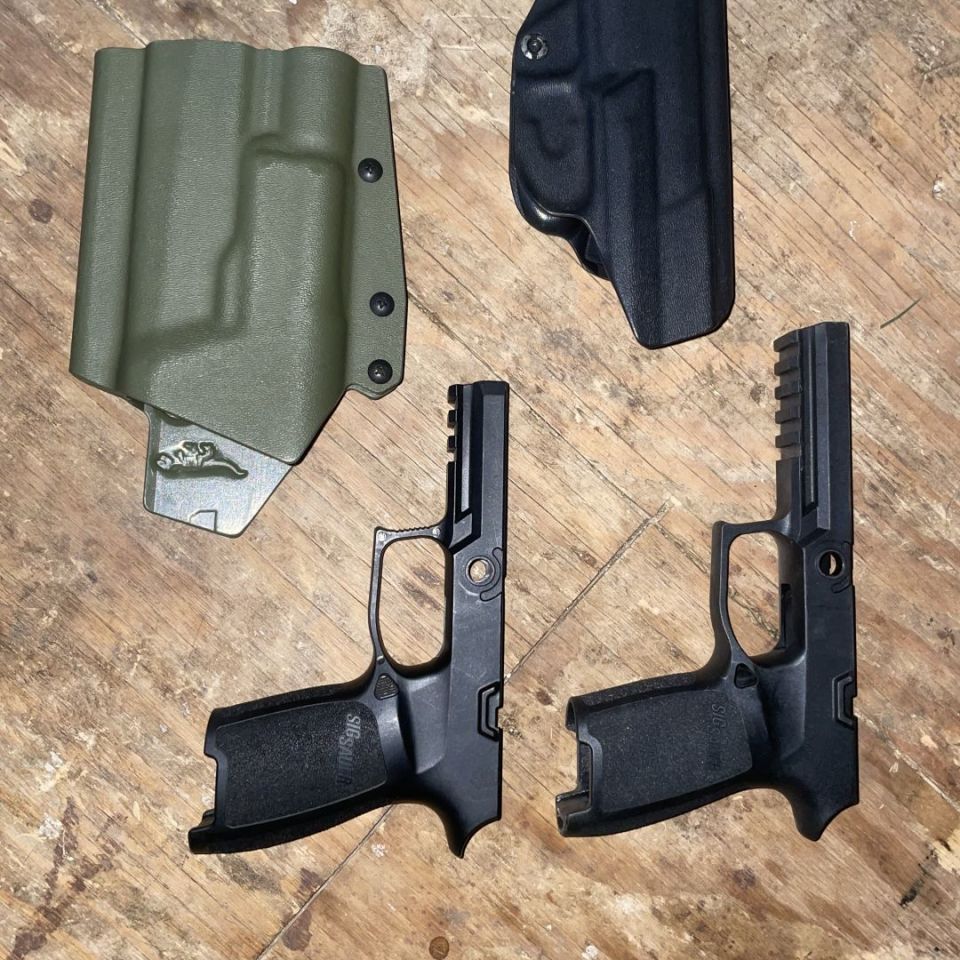 Post 2 - Sig P320 M grips/holsters