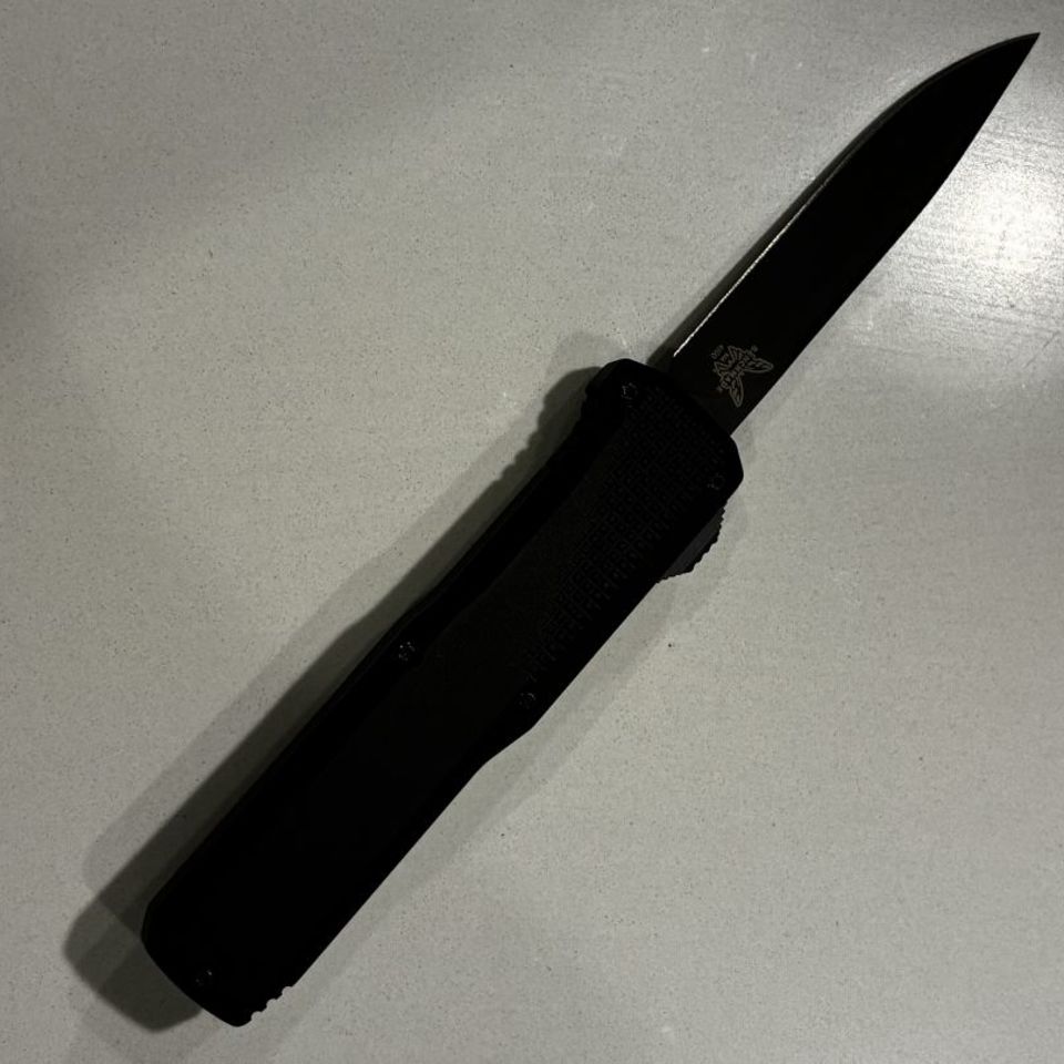 Post 4 - Benchmade Phaeton OTF Knife