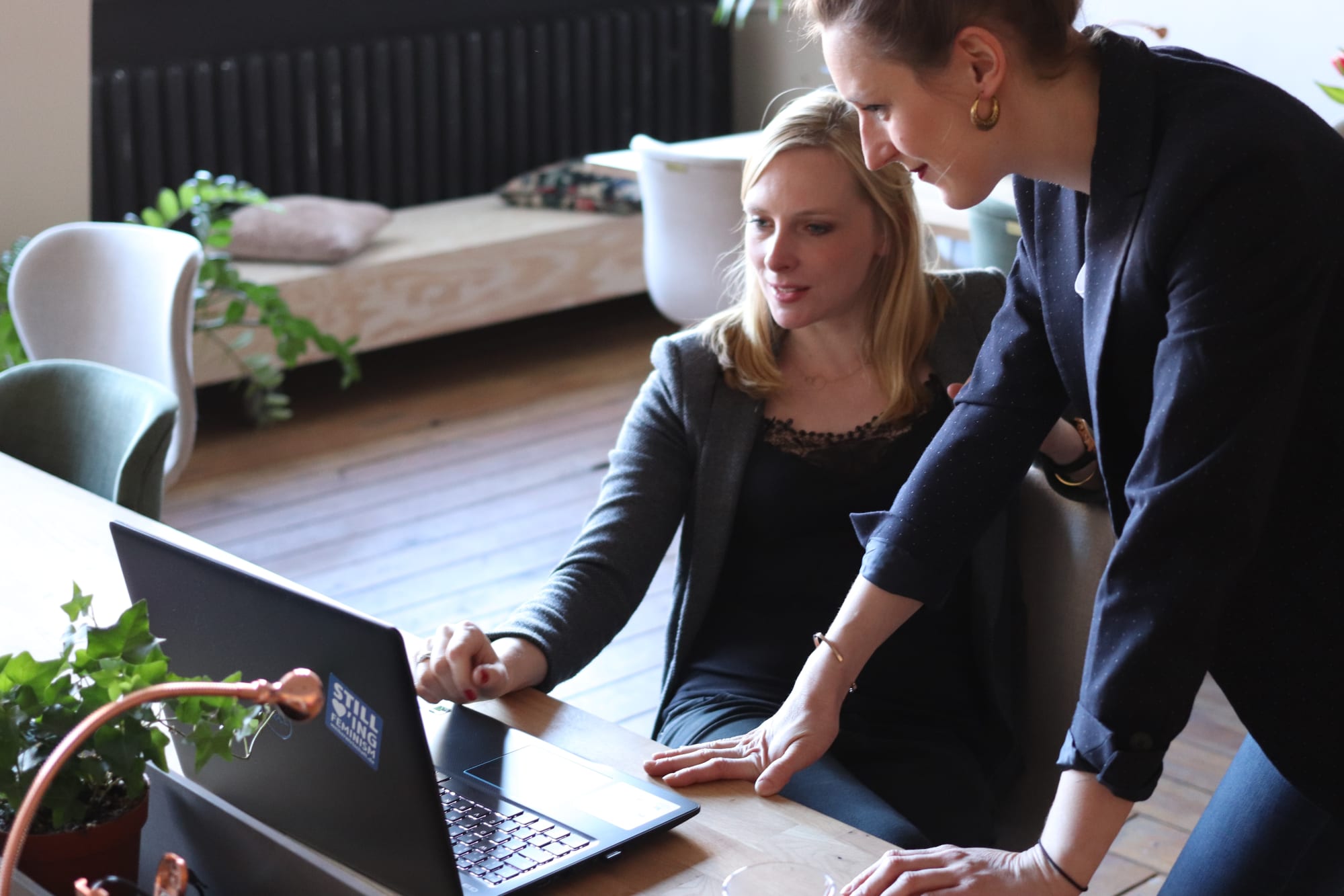 Cover for Building Rapport in a Virtual Workplace