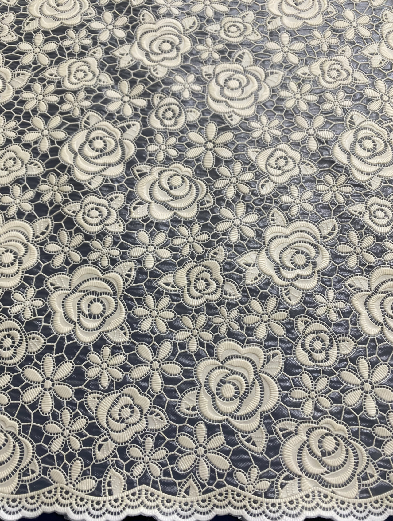 Kant roosje creme all-over