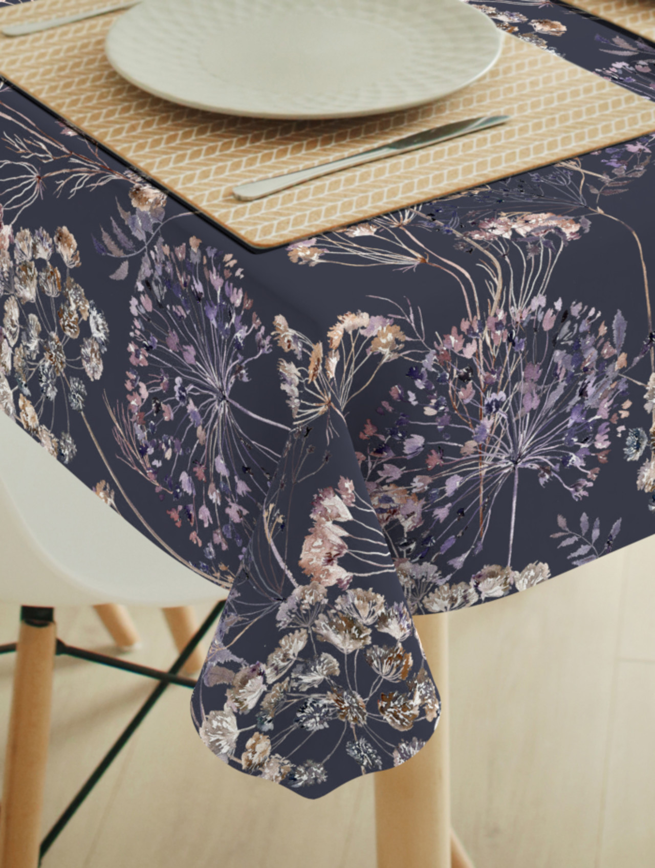 Acanthus midnight blue