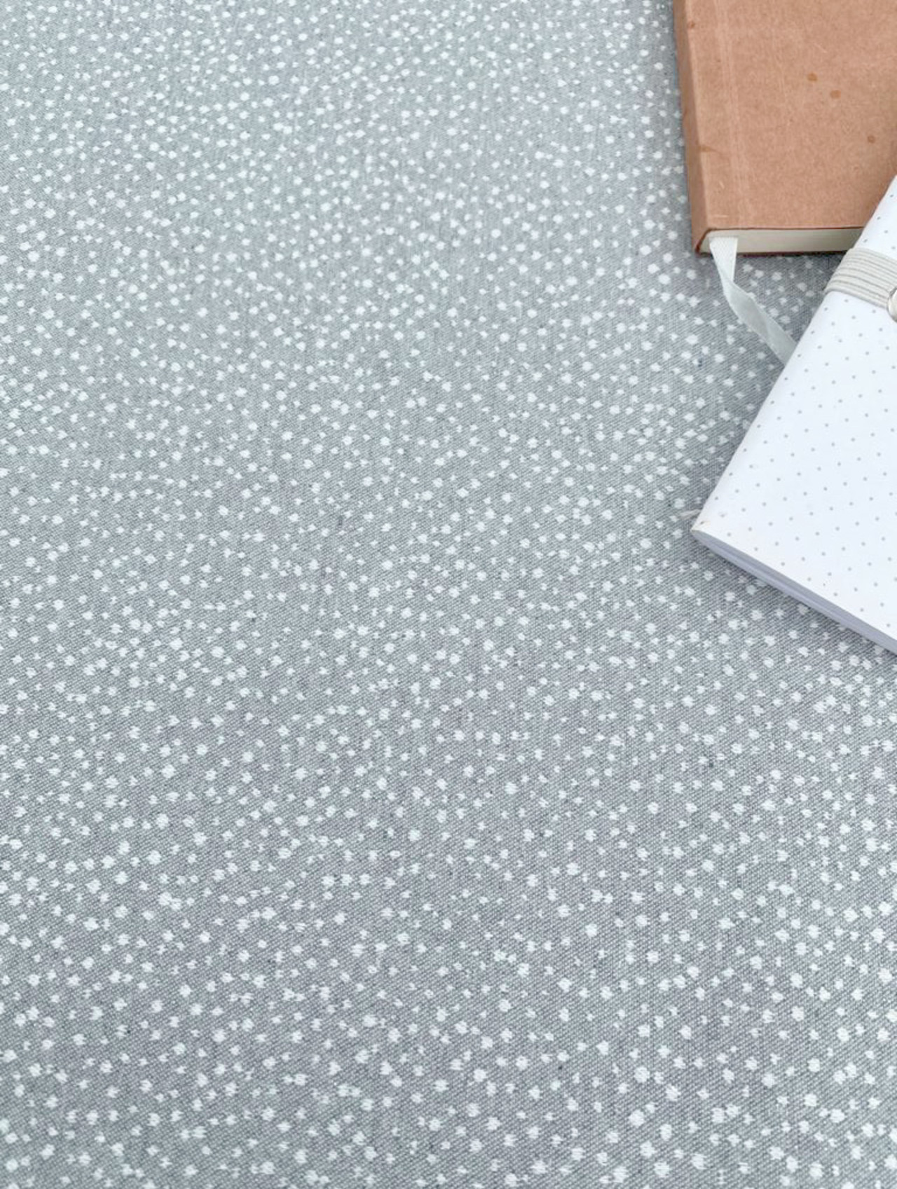 Tafelkleed Confetti grey ctd