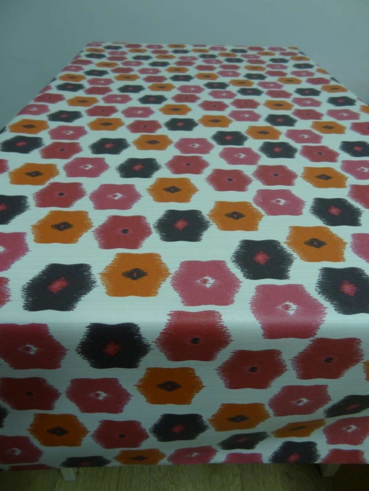 Ikat small raspberry gtl