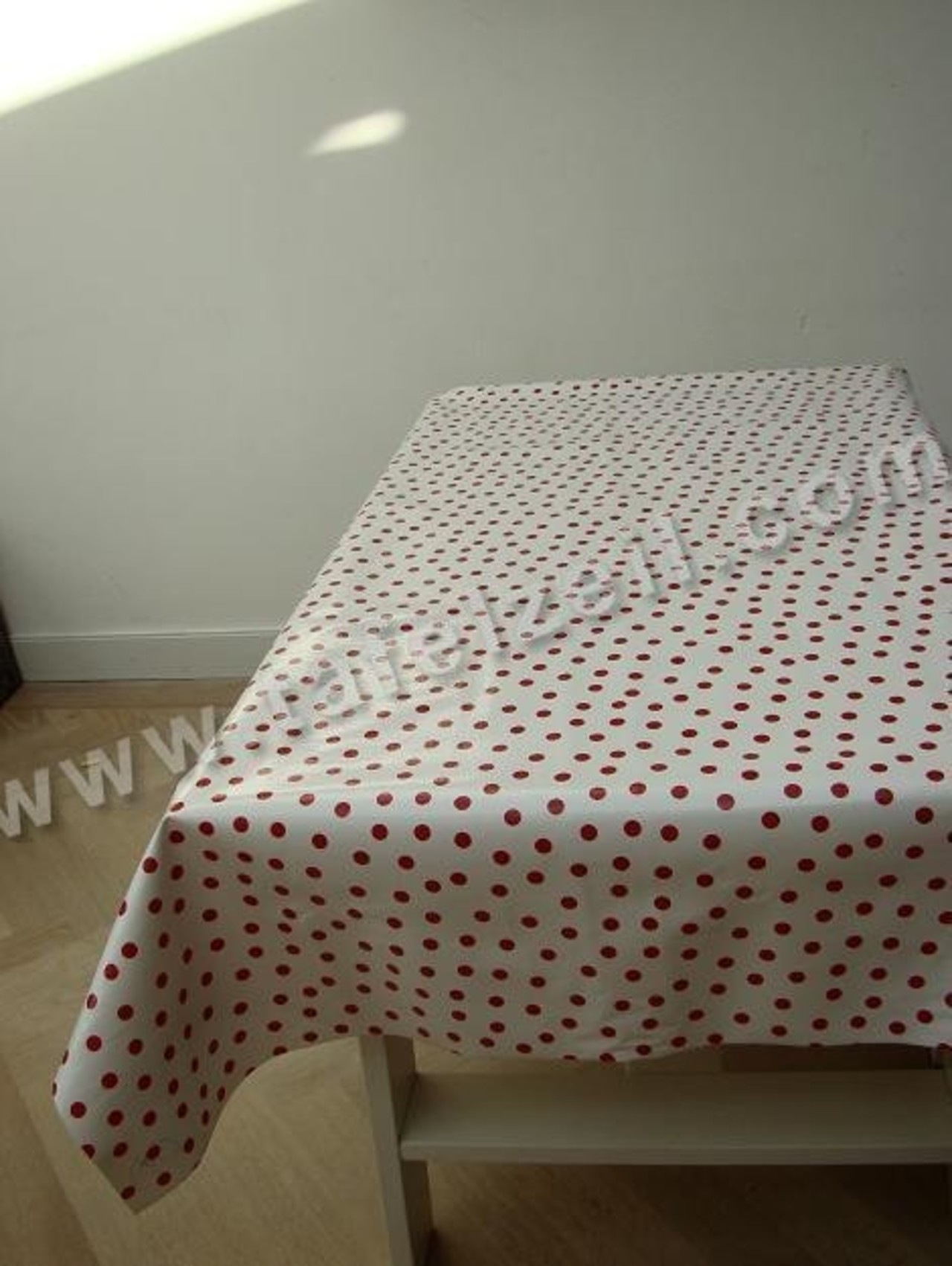 Dots wit-rood