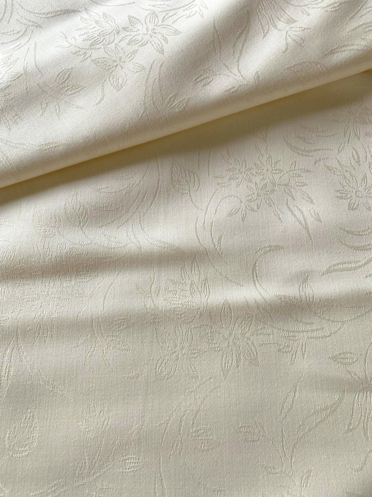 Tafelkleed Sissy jacquard creme