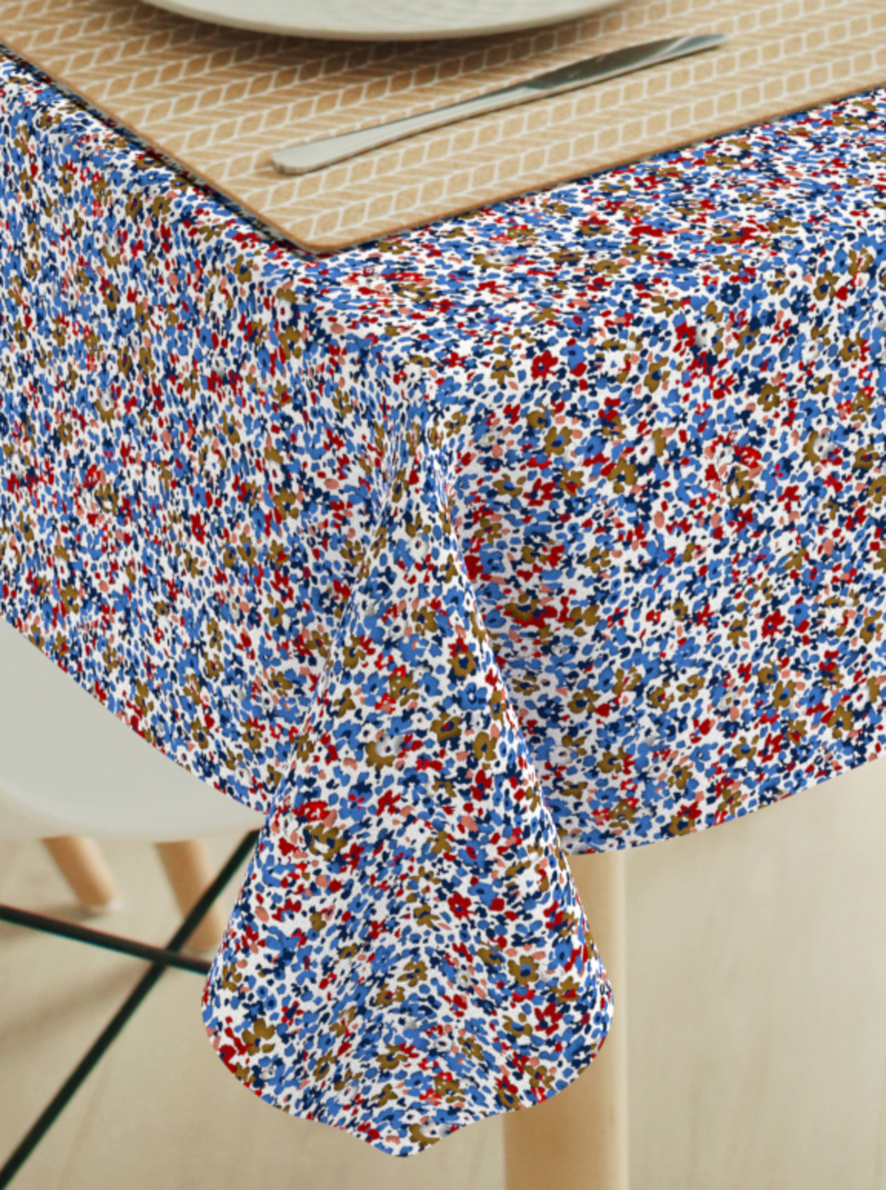 Tafelkleed vergeet-mij-nietje