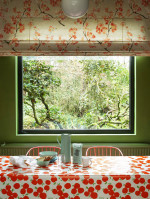 Pump up the jam orange