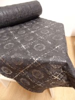 Tafelloper kant  bloemetje antraciet 