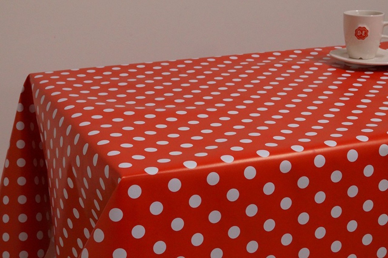 Stip wit op rood tafelzeil