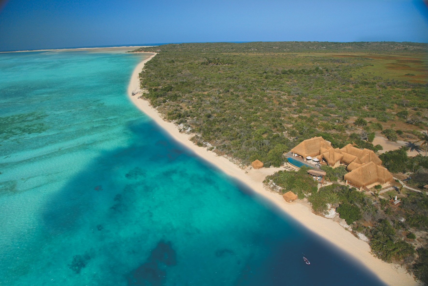 Ansicht von oben auf Azura Benguerra Island