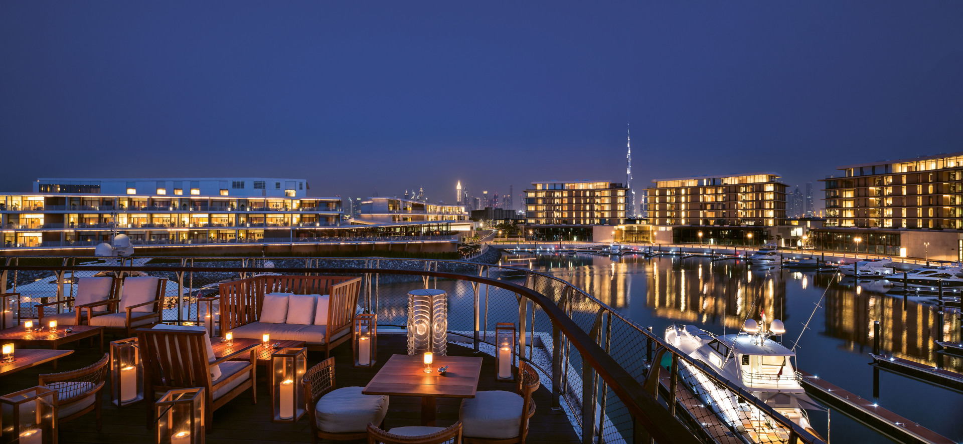 Terrasse des Marina Yacht Club