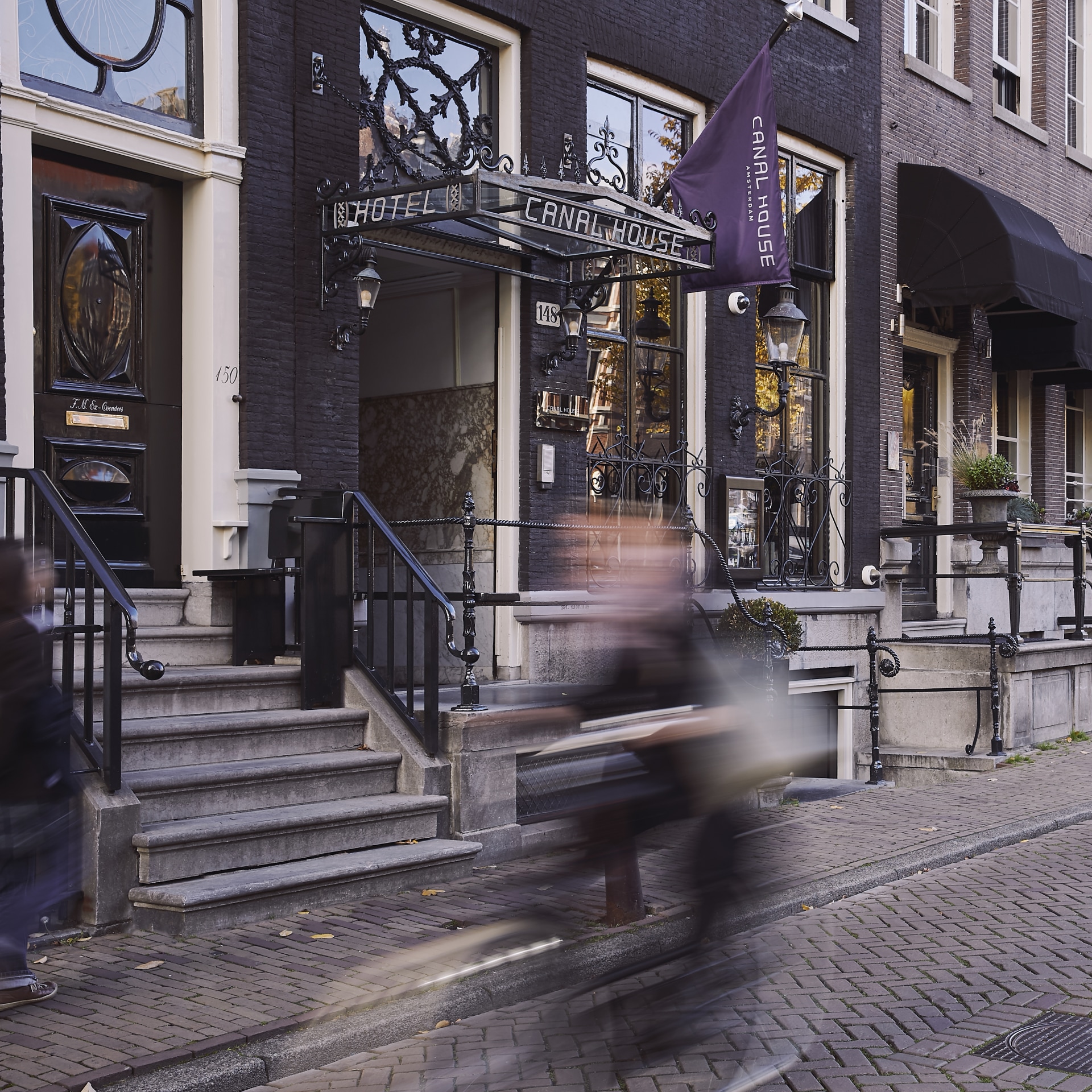 Außenfassade vom Canal House Amsterdam