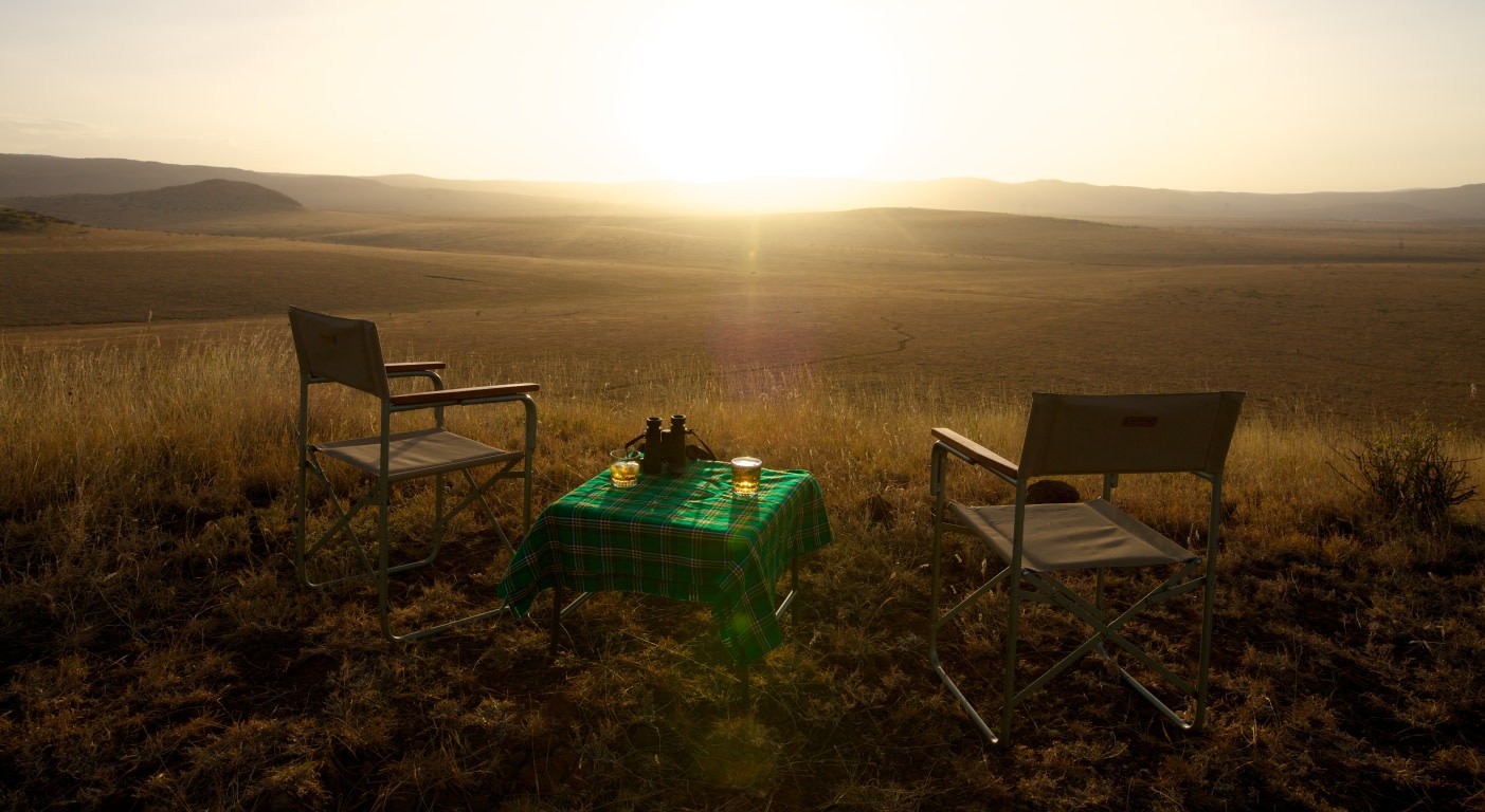 Sundowner nahe des Lewa Safari Camp