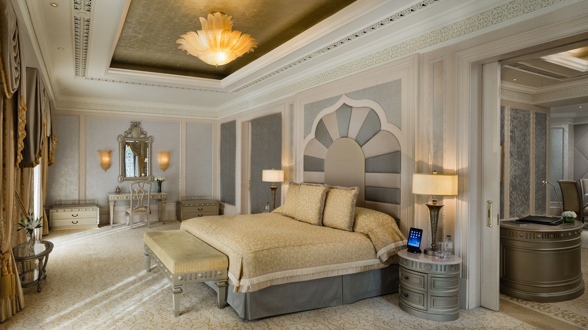 Schlafzimmer der Kahleej Suite des Emirates Palace