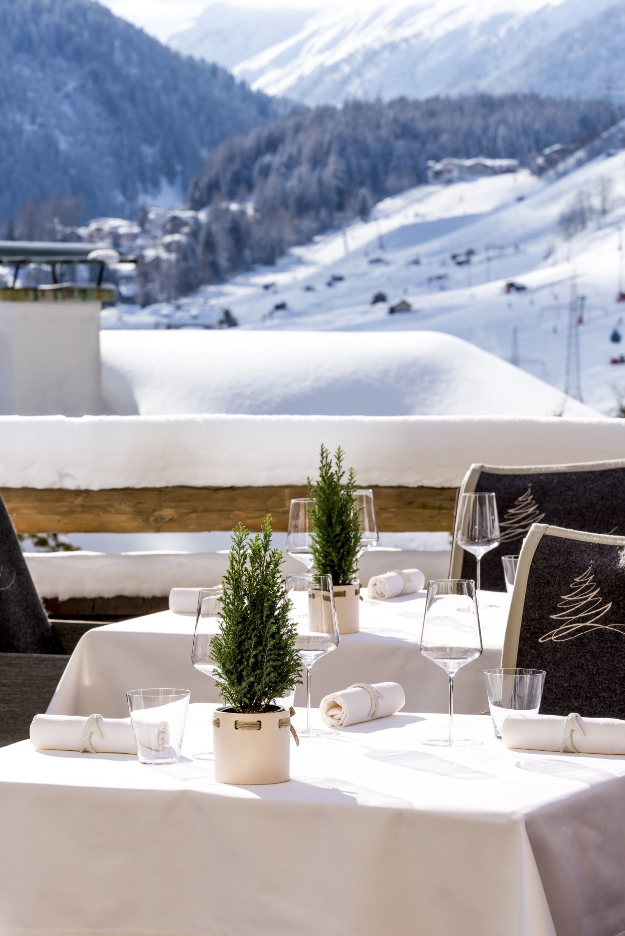 Restaurant Terrasse im Schnee