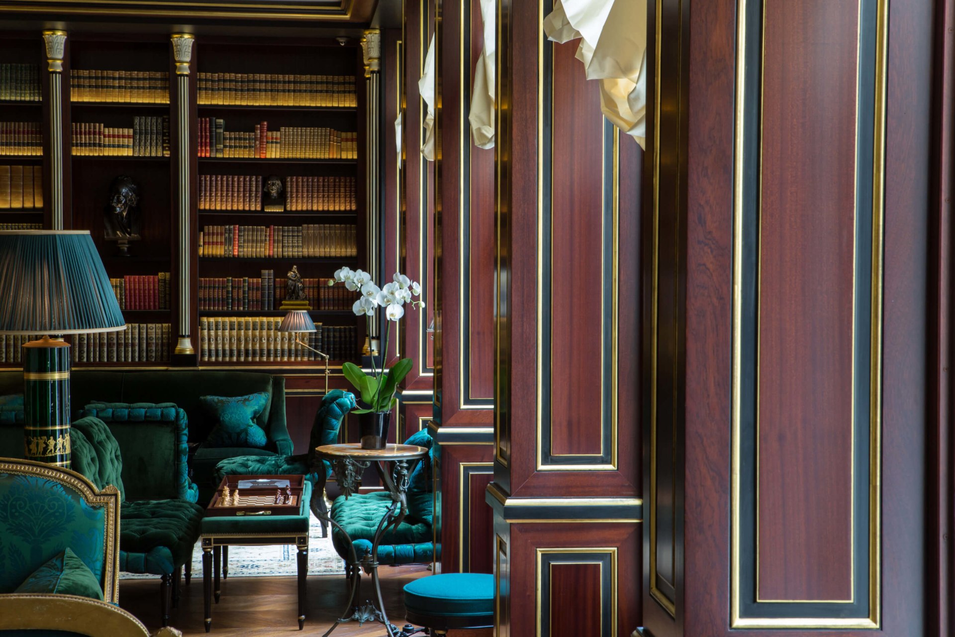 Bibliothek des Hotels