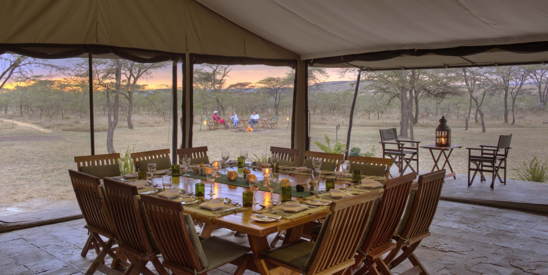 Gemeinsames Abendessen im Kicheche Bush Camp