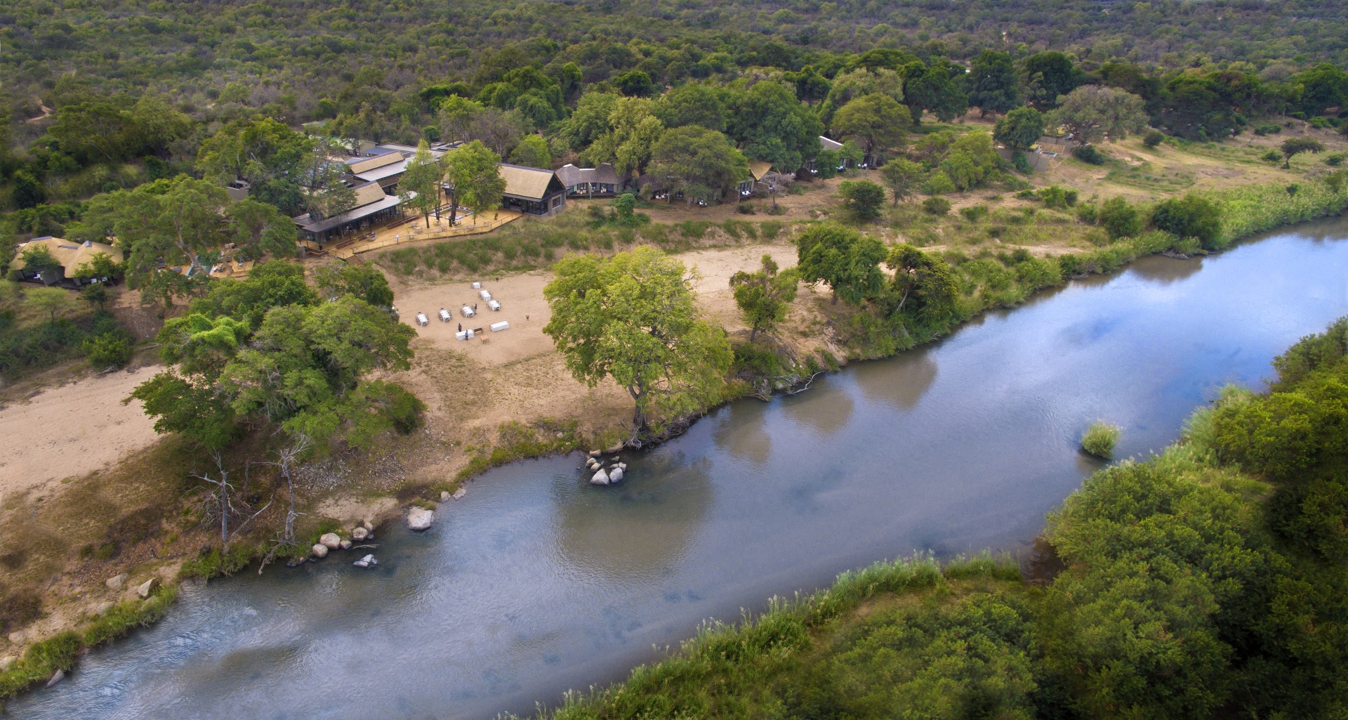 Panorama Blick der Lion Sands River Lodge Südafrika