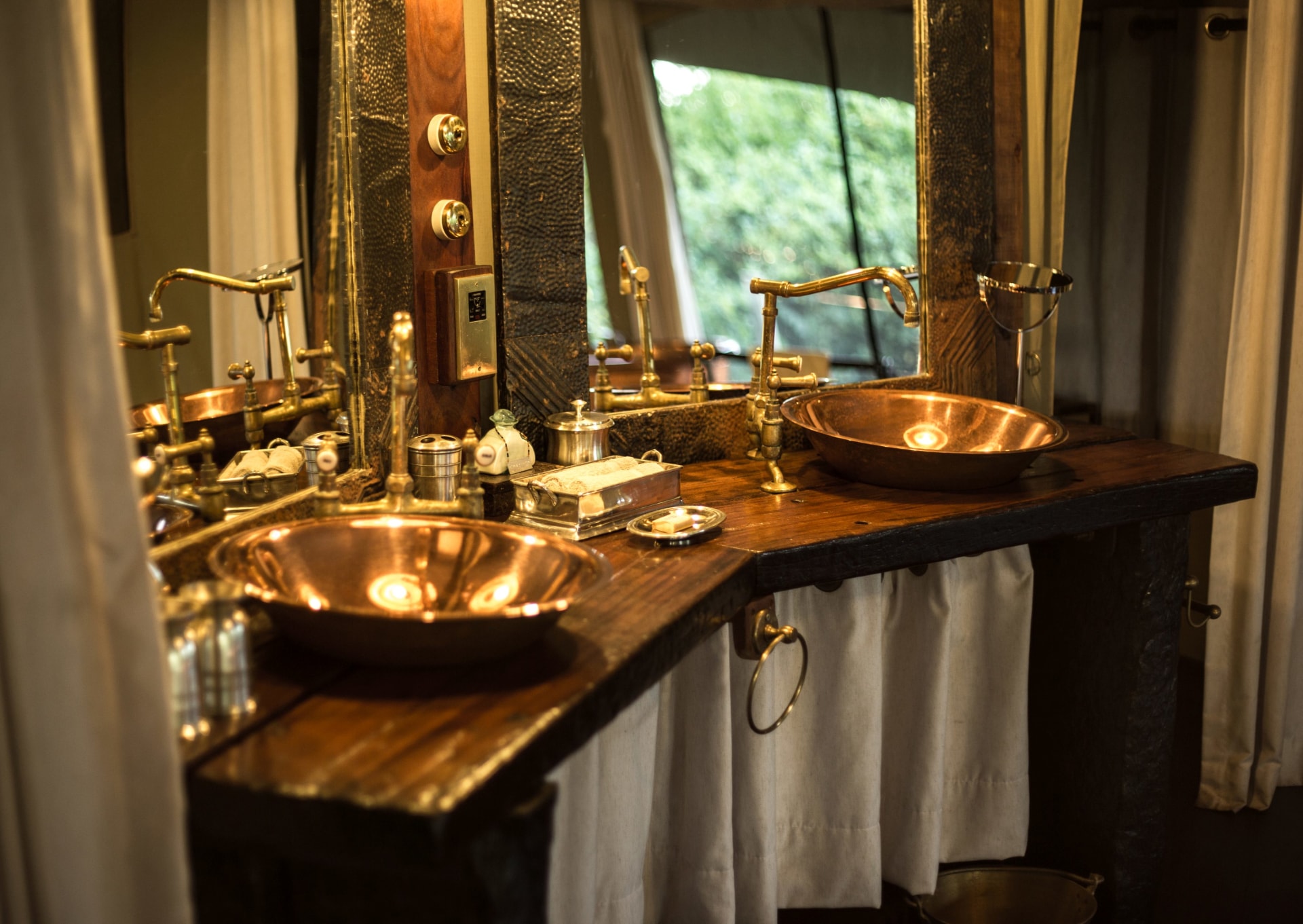 Badezimmer im Mara Plains Camp