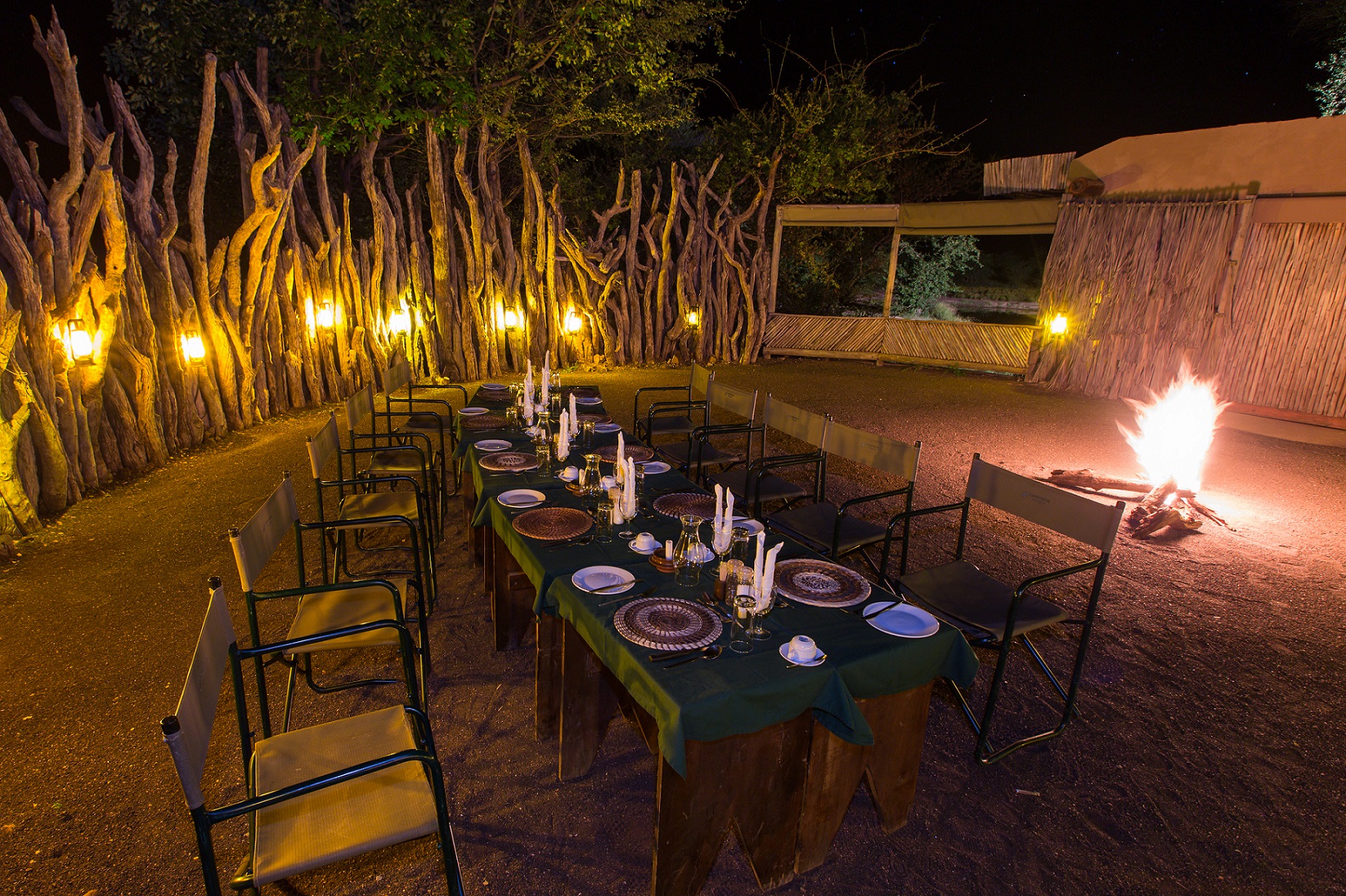 Abendessen in der Mashatu Lodge